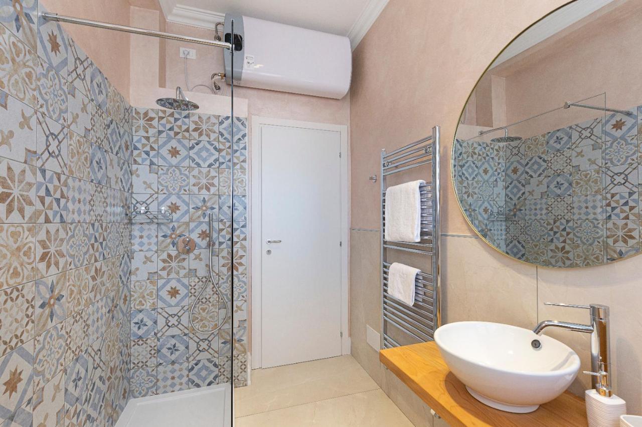 Apartamento Iris Apartment Lesa Exterior foto